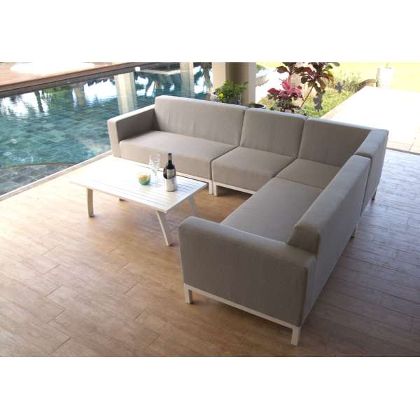 253b06cba86f645f8702ba874126dd49 1